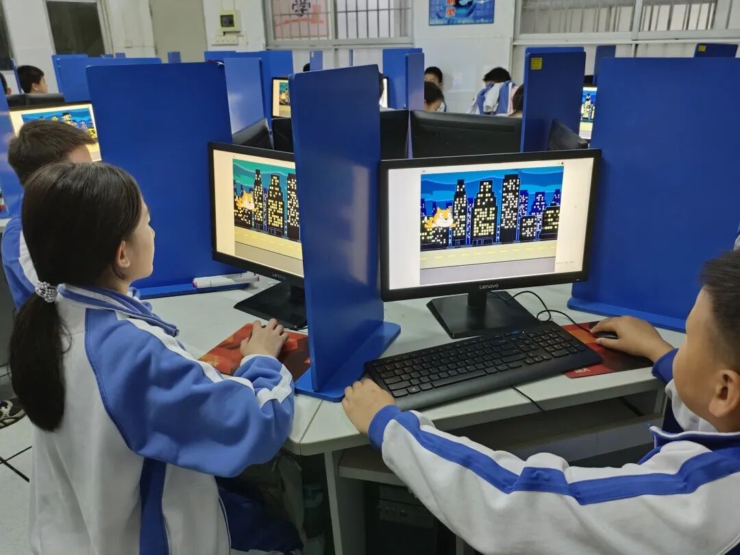 龙湖学校活力编程社